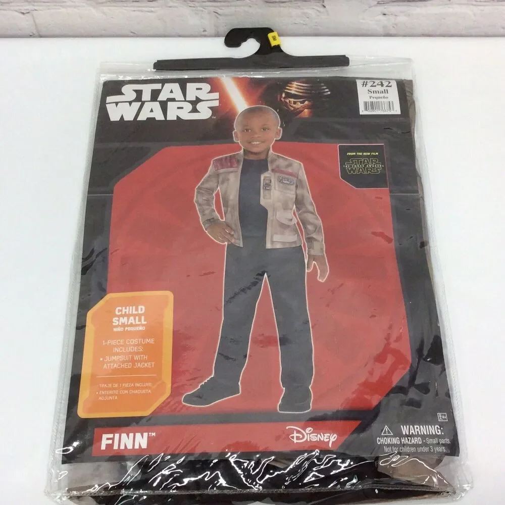 Disney Star Wars Finn Costume Boys Size S(4-6) Cosplay Theatrical Halloween NIP - Picture 2 of 9